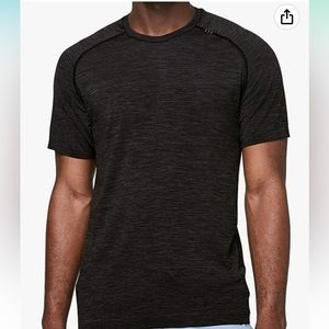 Lululemon Men’s Metal Vent Tech Shirt